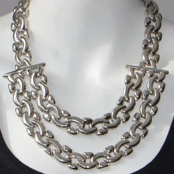 Kenneth Jay Lane KJL Polished Silver Link Necklace - Picture 2 of 5